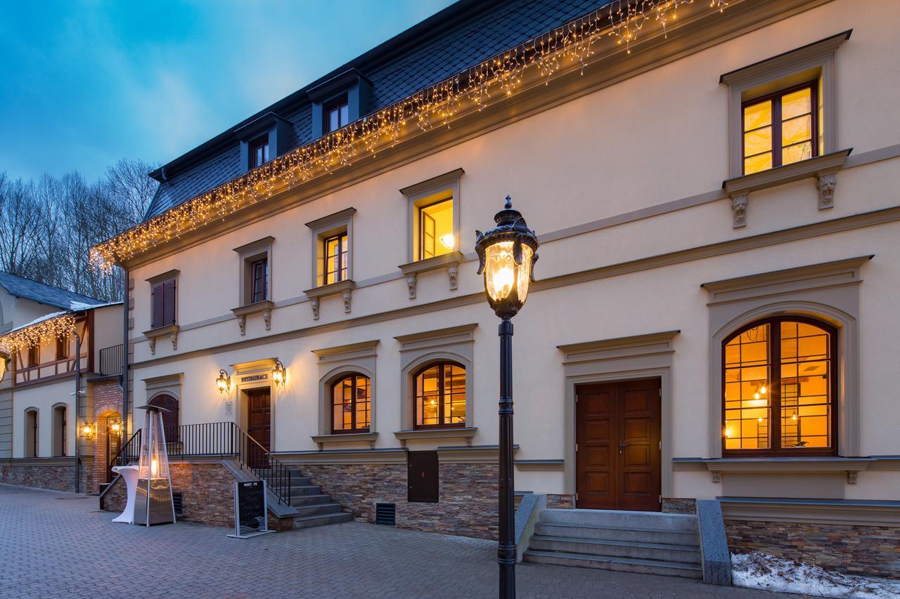 Hotel Male Versailles Karlowe Wary Zewnętrze zdjęcie