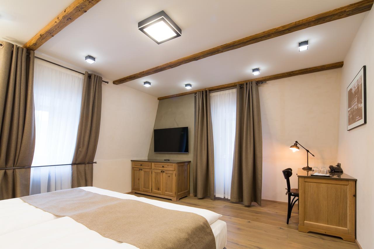 Hotel Male Versailles Karlowe Wary Zewnętrze zdjęcie