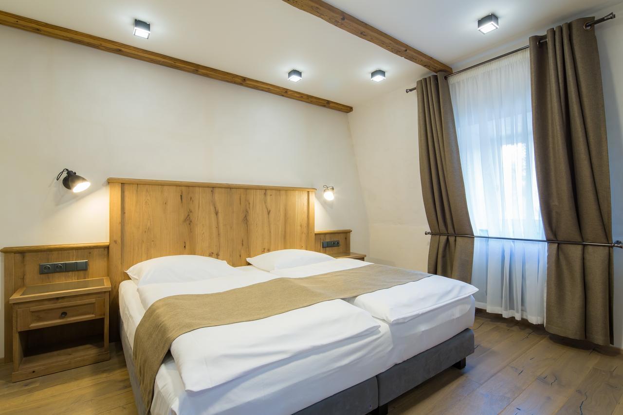 Hotel Male Versailles Karlowe Wary Zewnętrze zdjęcie