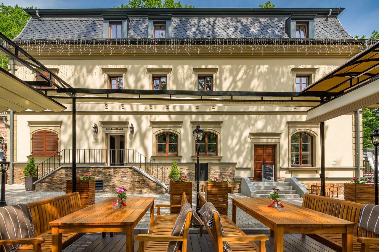 Hotel Male Versailles Karlowe Wary Zewnętrze zdjęcie